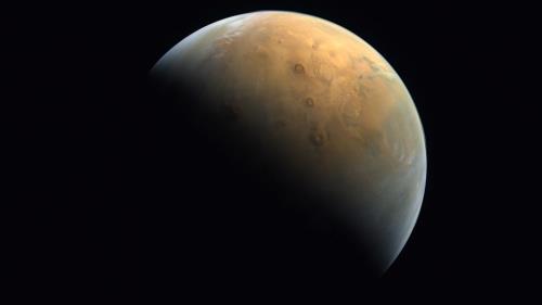 كاوشگر امید نخستین تصویرش از مریخ را مخابره كرد
