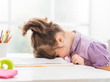 چگونه استرس بر یادگیری تأثیر منفی دارد؟