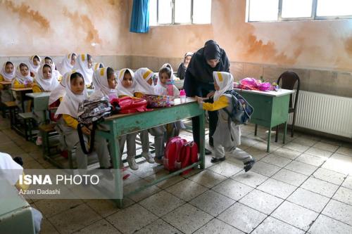 اخطار مجدد کمبود فضای آموزشی در منطقه 22 تهران